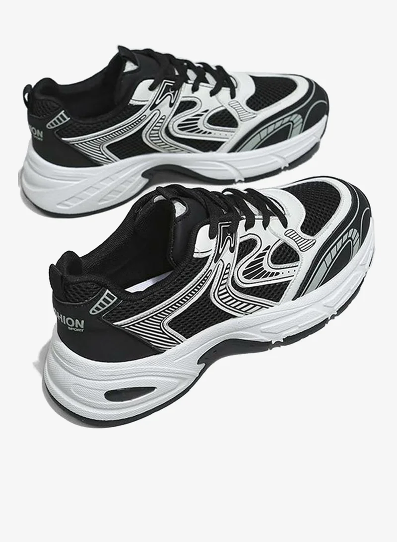 تايك تو حذاء سنيكرز شبكي برباط وبألوان متباينة